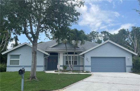 Photo of 707 SE Pin Oak Terrace, Stuart, FL 34997 (MLS # M20050782)