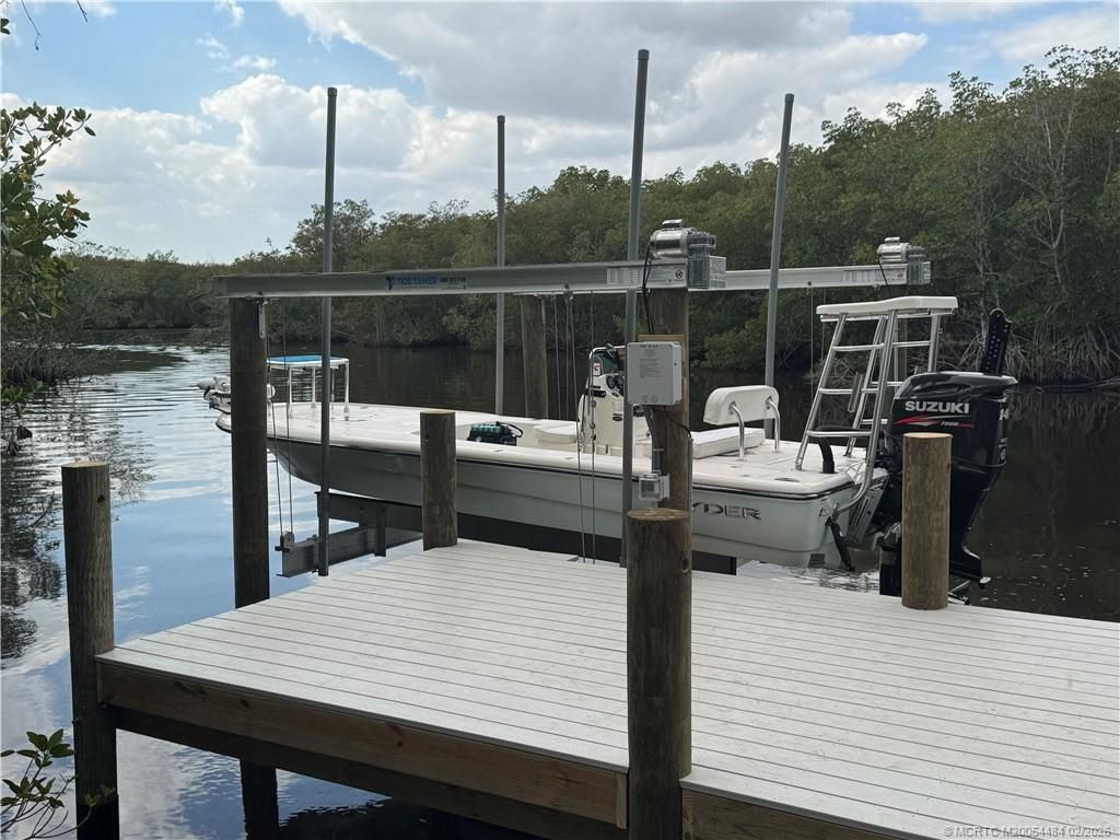 Photo of 279 SE Via Bisento, Port Saint Lucie, FL 34952 (MLS # M20054484)