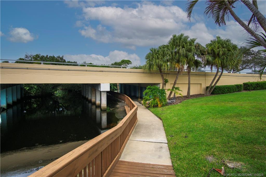 Jensen Beach, Florida 34957, United States, 2 Bedrooms Bedrooms, ,1 BathroomBathrooms,Residential,Active,241107