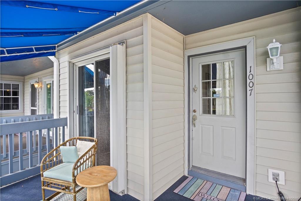 Jensen Beach, Florida 34957, United States, 2 Bedrooms Bedrooms, ,1 BathroomBathrooms,Residential,Active,241107