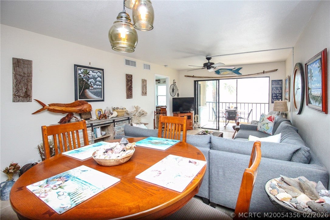 4680 NE Sandpebble Trace 305