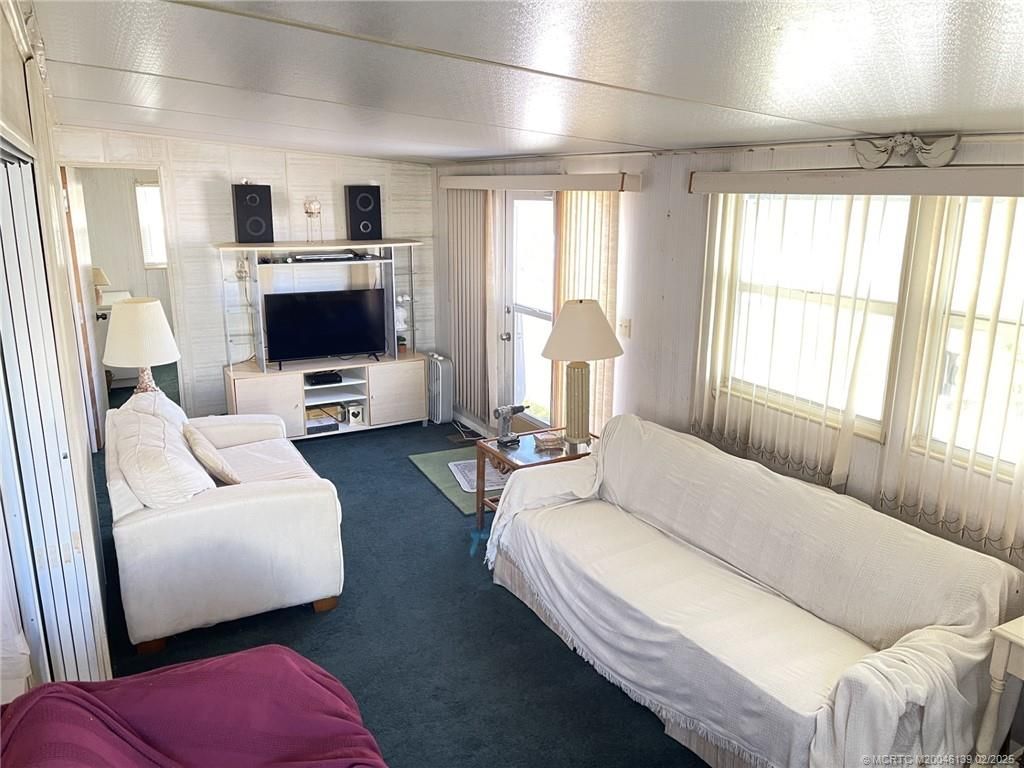 Photo of 507 Nettles Boulevard, Jensen Beach, FL 34957 (MLS # M20046139)