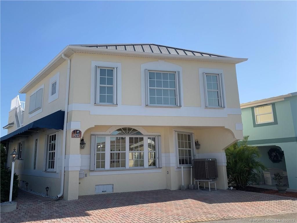 Photo of 269 Nettles Boulevard, Jensen Beach, FL 34957 (MLS # M20038441)