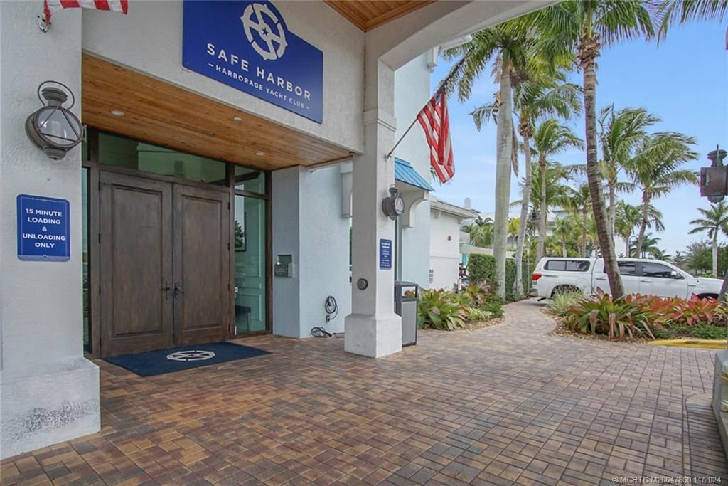 Photo of 215 NW Flagler Avenue #303, Stuart, FL 34994 (MLS # M20047600)