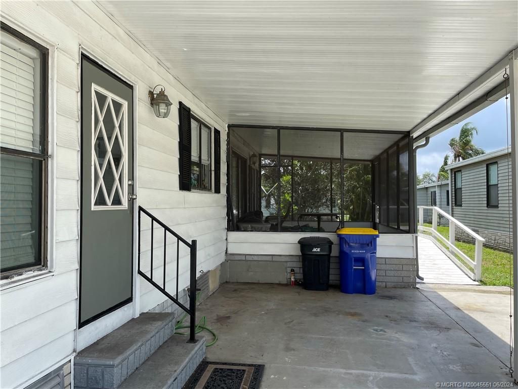 Photo of 15968 SW Indianwood Circle, Indiantown, FL 34956 (MLS # M20045551)