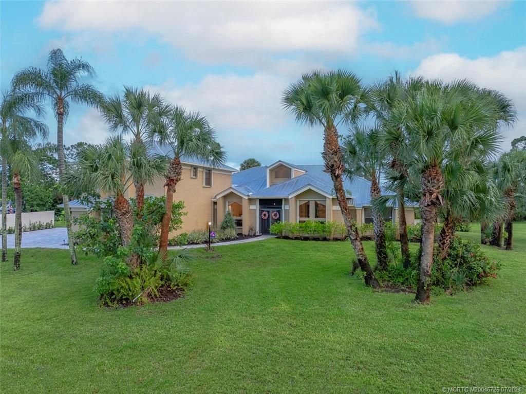 Photo of 1206 SW Catalina Street, Palm City, FL 34990 (MLS # M20045725)