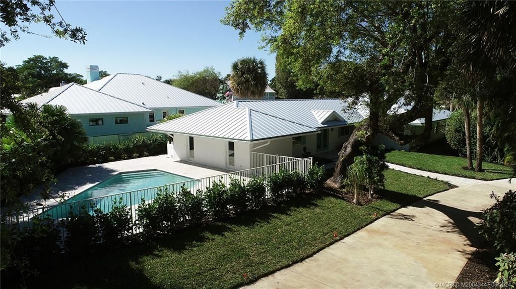 Photo of 55 N Sewalls Point Road, Sewalls Point, FL 34996 (MLS # M20043447)