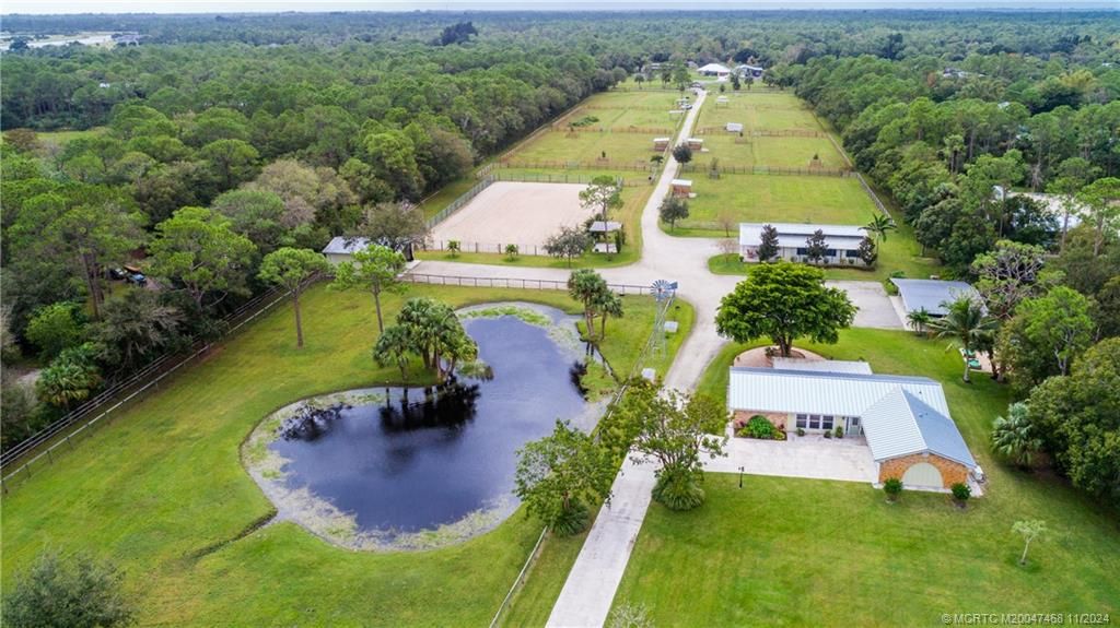 Photo of 5148 SW Quail Hollow Street, Palm City, FL 34990 (MLS # M20047468)