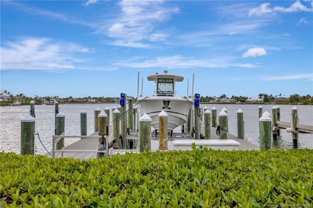 Stuart, Florida 34996, United States, 6 Bedrooms Bedrooms, ,7 BathroomsBathrooms,Residential,Active,18624