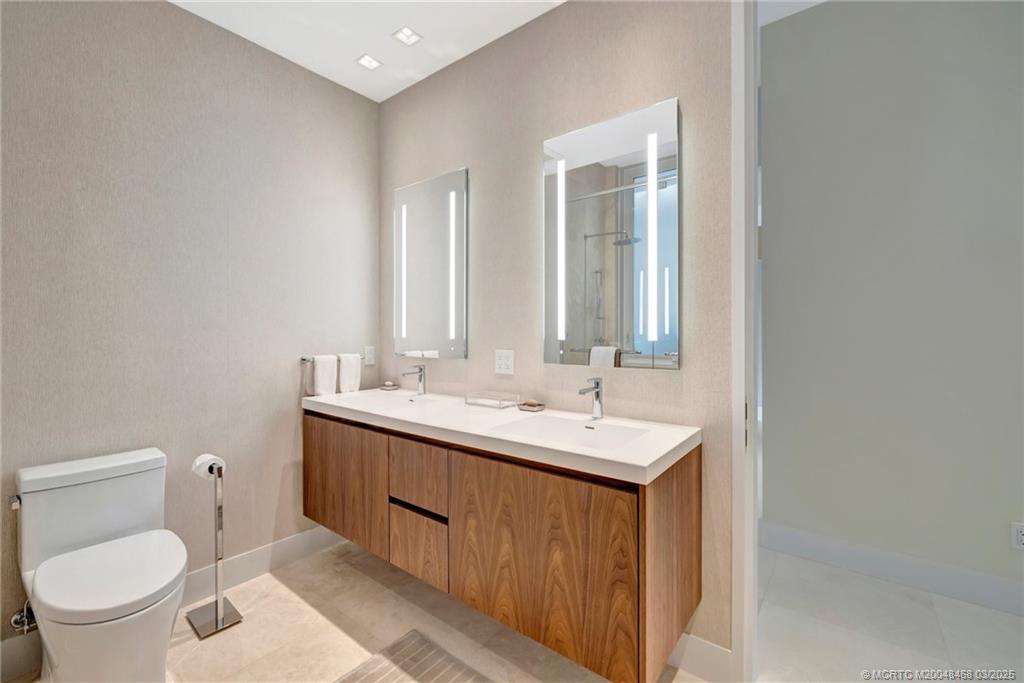 Stuart, Florida 34996, United States, 6 Bedrooms Bedrooms, ,7 BathroomsBathrooms,Residential,Active,18624