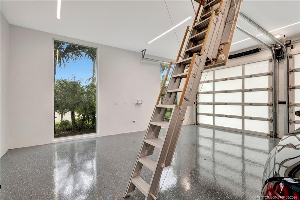 Stuart, Florida 34996, United States, 6 Bedrooms Bedrooms, ,7 BathroomsBathrooms,Residential,Active,18624