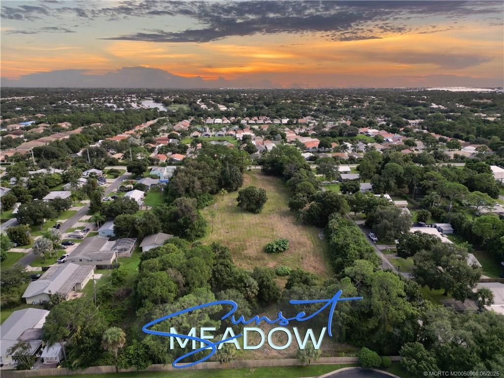 Photo of 2300 SW Sunset Trail, Palm City, FL 34990 (MLS # M20050908)