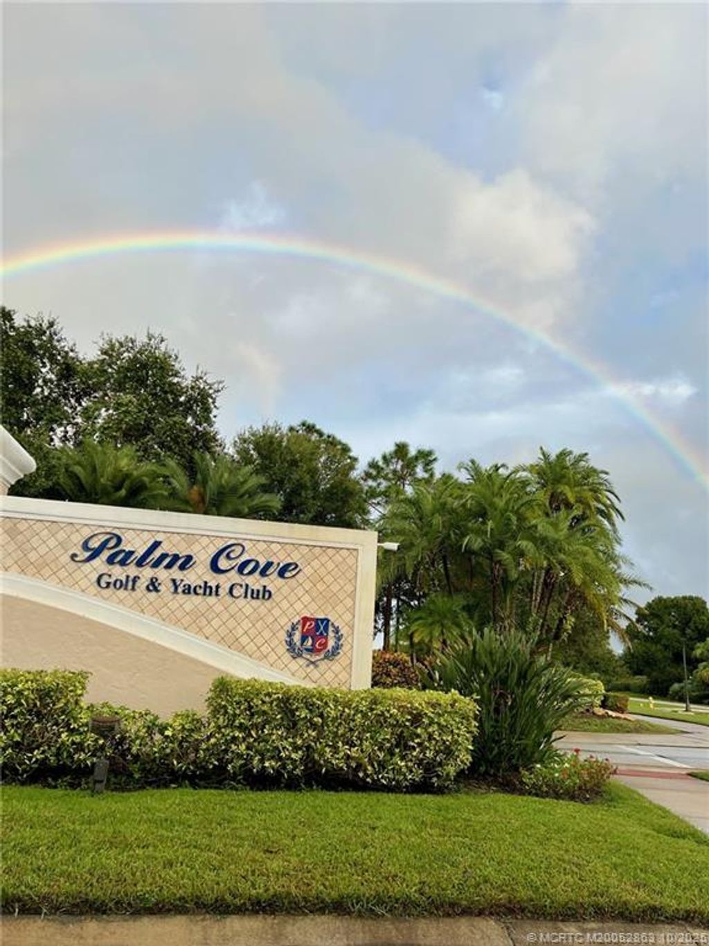 Photo of 343 SW Harbor View Drive, Palm City, FL 34990 (MLS # M20052863)