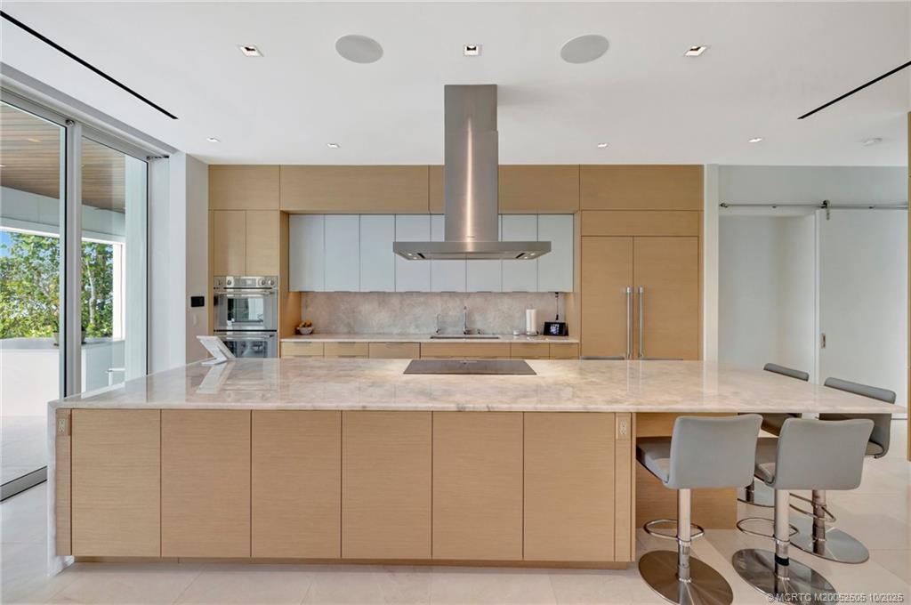 Stuart, Florida 34996, United States, 6 Bedrooms Bedrooms, ,7 BathroomsBathrooms,Residential,Active,225209