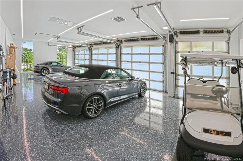 Stuart, Florida 34996, United States, 6 Bedrooms Bedrooms, ,7 BathroomsBathrooms,Residential,Active,225209