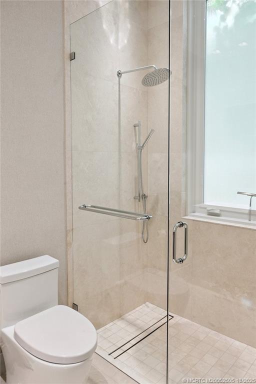 Stuart, Florida 34996, United States, 6 Bedrooms Bedrooms, ,7 BathroomsBathrooms,Residential,Active,225209