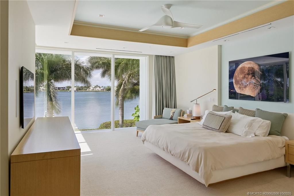 Stuart, Florida 34996, United States, 6 Bedrooms Bedrooms, ,7 BathroomsBathrooms,Residential,Active,225209