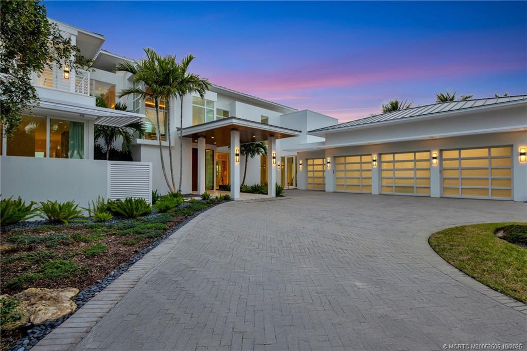 Stuart, Florida 34996, United States, 6 Bedrooms Bedrooms, ,7 BathroomsBathrooms,Residential,Active,225209