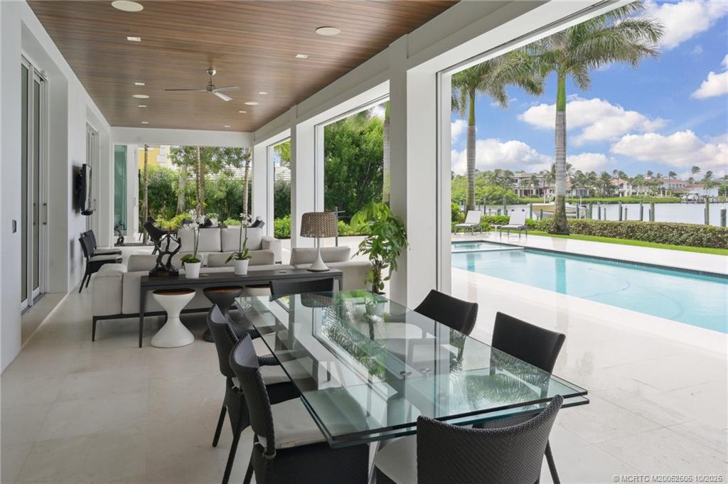 Stuart, Florida 34996, United States, 6 Bedrooms Bedrooms, ,7 BathroomsBathrooms,Residential,Active,225209