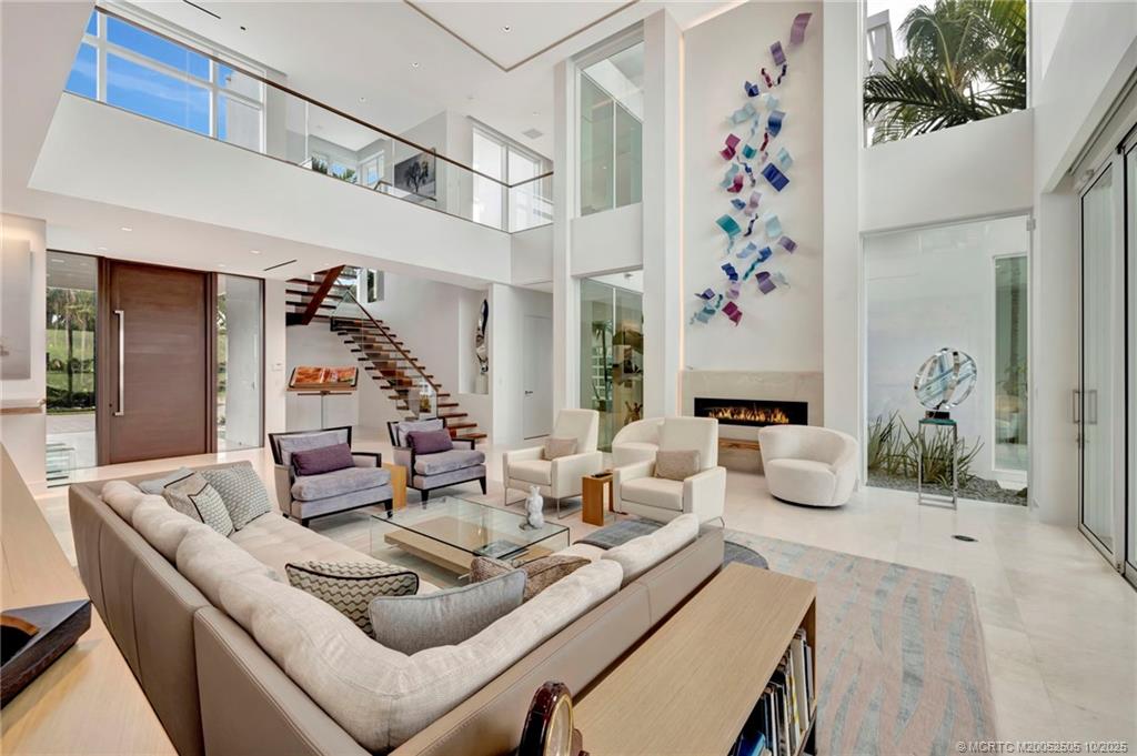 Stuart, Florida 34996, United States, 6 Bedrooms Bedrooms, ,7 BathroomsBathrooms,Residential,Active,225209