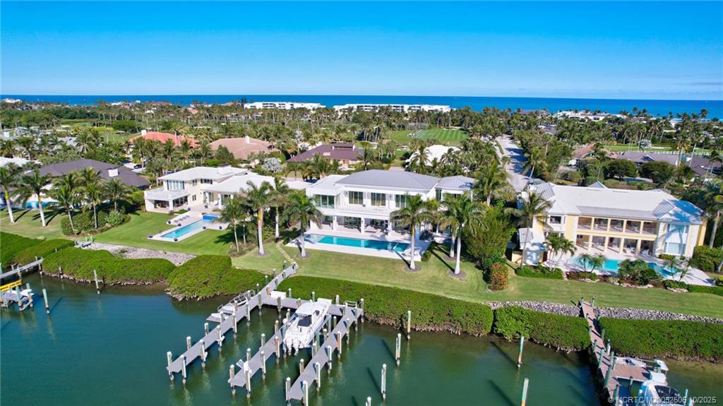 Stuart, Florida 34996, United States, 6 Bedrooms Bedrooms, ,7 BathroomsBathrooms,Residential,Active,225209