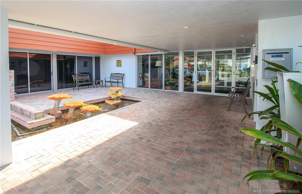 Stuart, Florida 34996, United States, 2 Bedrooms Bedrooms, ,2 BathroomsBathrooms,Residential,Pending,207836