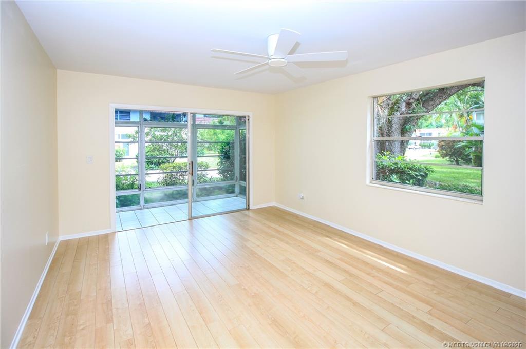 Stuart, Florida 34996, United States, 2 Bedrooms Bedrooms, ,2 BathroomsBathrooms,Residential,Pending,207836