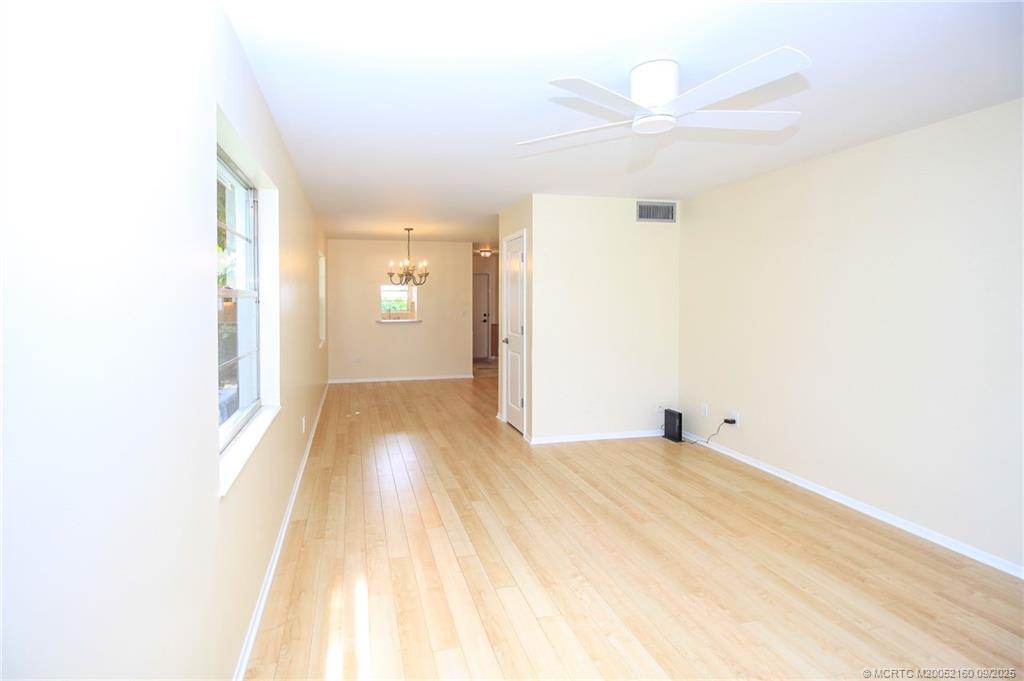 Stuart, Florida 34996, United States, 2 Bedrooms Bedrooms, ,2 BathroomsBathrooms,Residential,Pending,207836