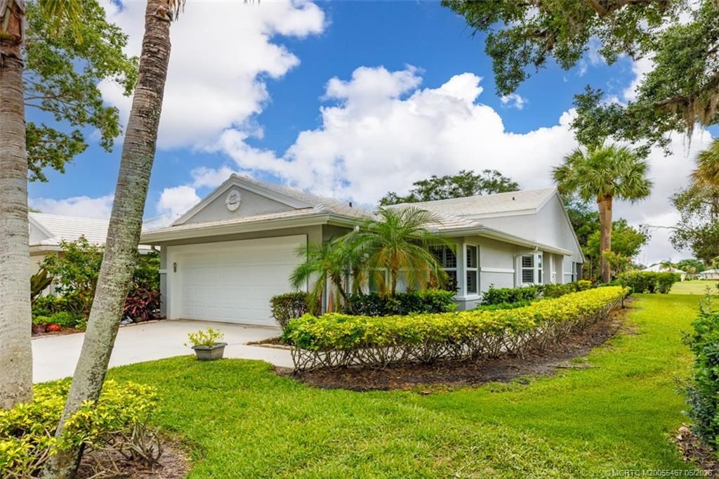 Photo of 2438 SW Foxpoint Trail, Palm City, FL 34990 (MLS # M20055467)