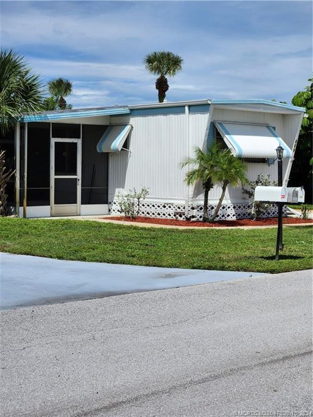 Photo of FL 34994 (MLS # M20047098)