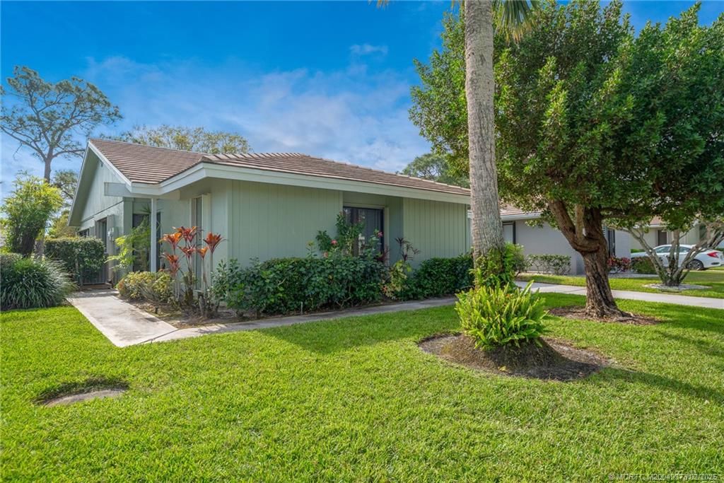 Photo of 2711 SW Egret Pond Circle, Palm City, FL 34990 (MLS # M20049373)