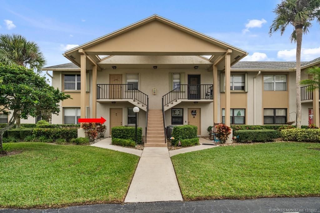 Photo of 3151 SE Aster Lane #1301, Stuart, FL 34994 (MLS # M20037366)