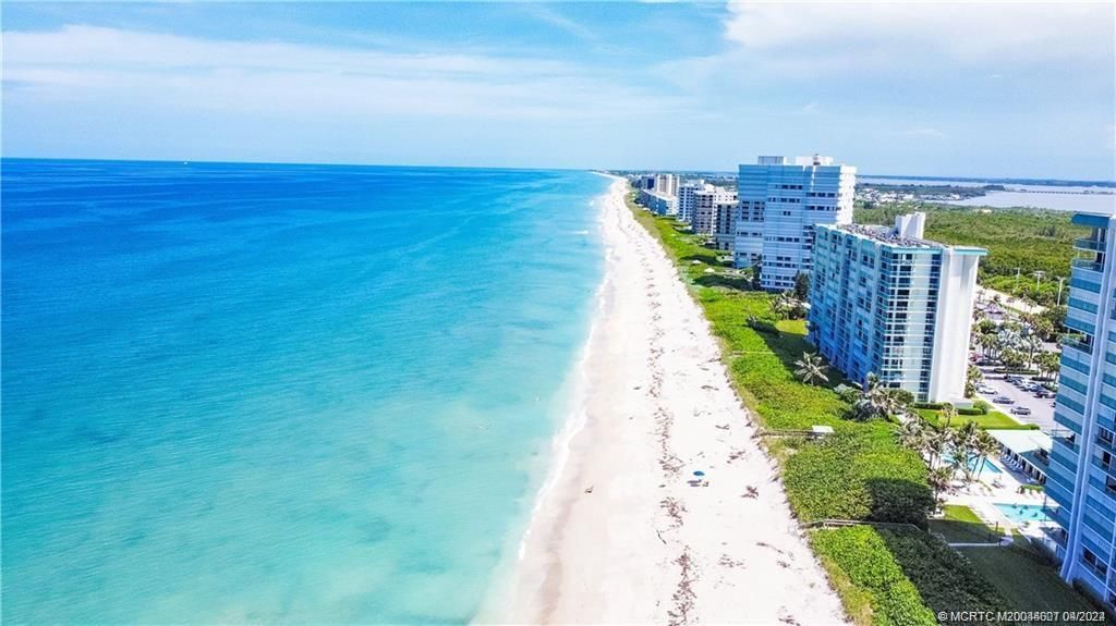 Photo of 534 Nettles Boulevard, Jensen Beach, FL 34957 (MLS # M20044607)