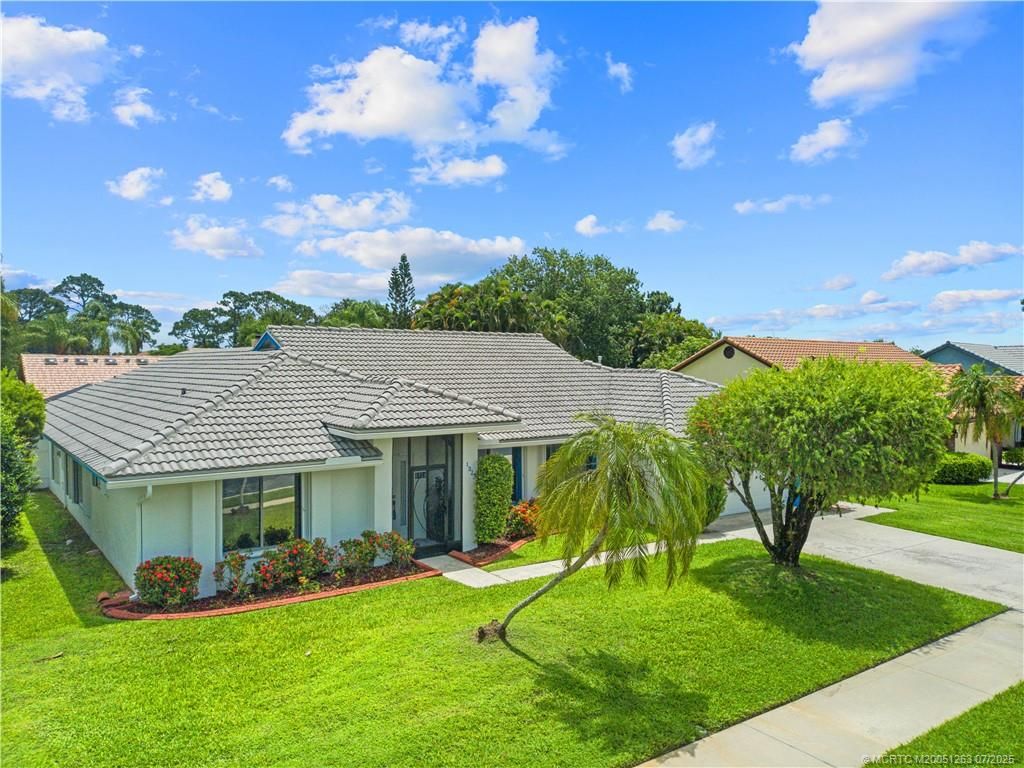 Photo of 1323 SW Sandalwood Cove, Port Saint Lucie, FL 34986 (MLS # M20051263)