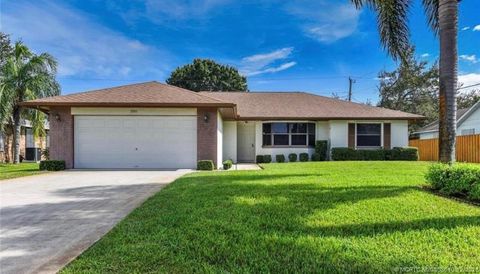 Photo of 2881 SE Nance Street, Port Saint Lucie, FL 34984 (MLS # M20053610)