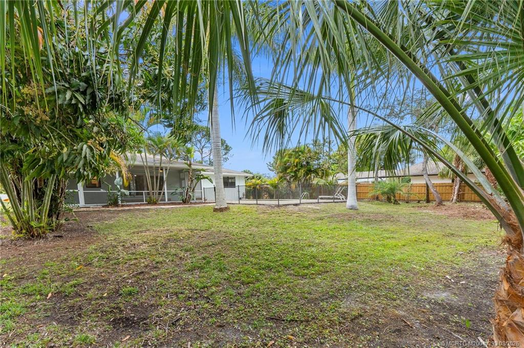 Palm City, Florida 34990, United States, 3 Bedrooms Bedrooms, ,2 BathroomsBathrooms,Residential,Pending,80391