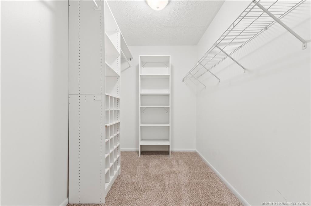 Palm City, Florida 34990, United States, 3 Bedrooms Bedrooms, ,2 BathroomsBathrooms,Residential,Pending,80391