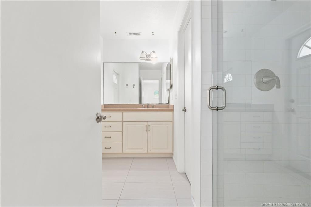 Palm City, Florida 34990, United States, 3 Bedrooms Bedrooms, ,2 BathroomsBathrooms,Residential,Pending,80391