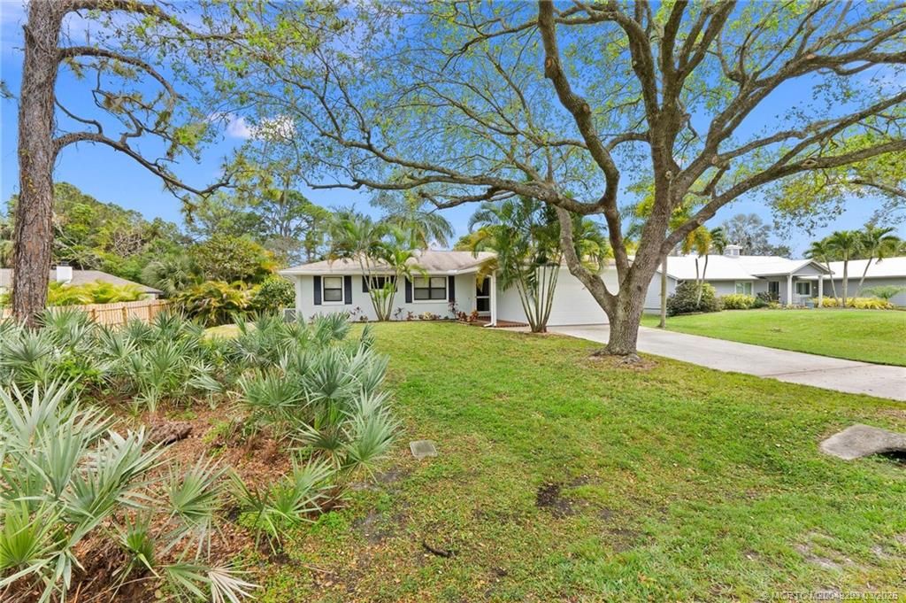 Photo of 643 SW River Court, Palm City, FL 34990 (MLS # M20049293)