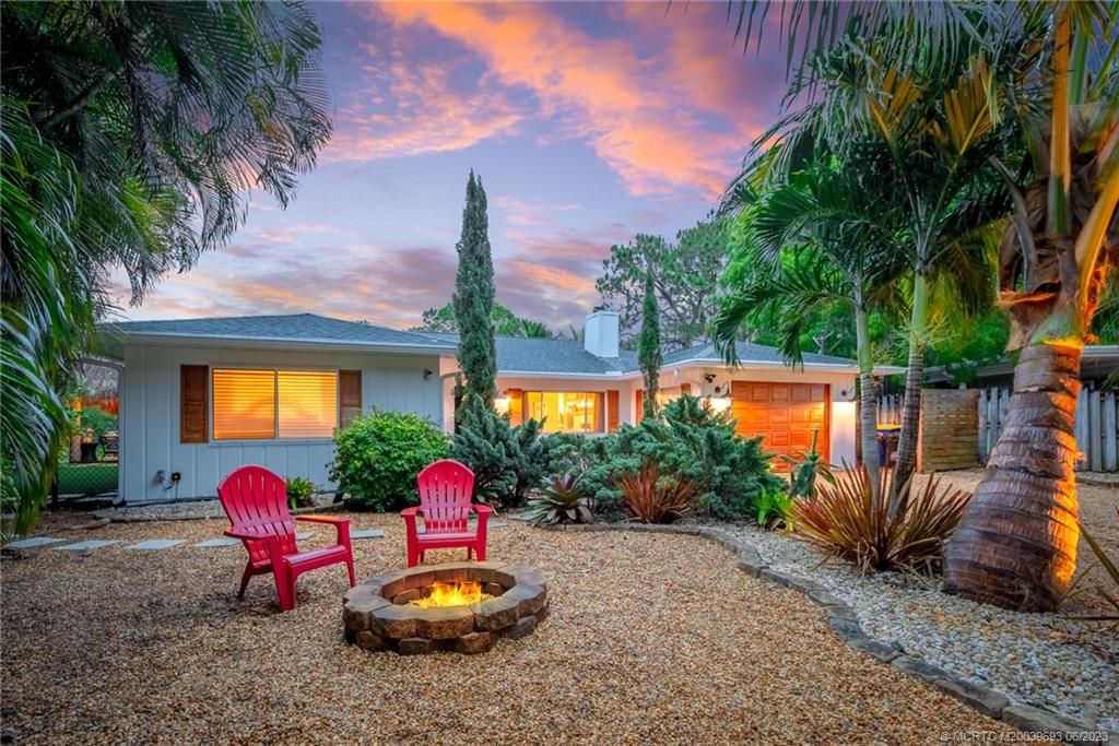 Photo of 1397 SW Peninsula Lane, Palm City, FL 34990 (MLS # M20039693)