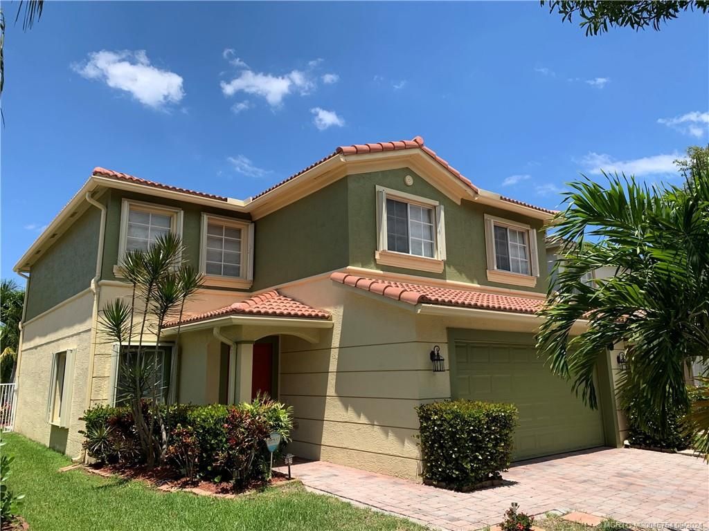 Photo of 4466 SE Graham Drive, Stuart, FL 34997 (MLS # M20045754)