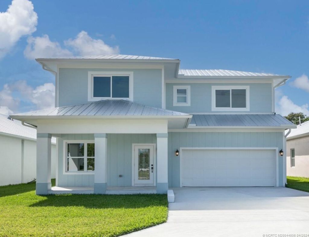 Photo of 1950 NE Dixie Highway, Jensen Beach, FL 34957 (MLS # M20044506)