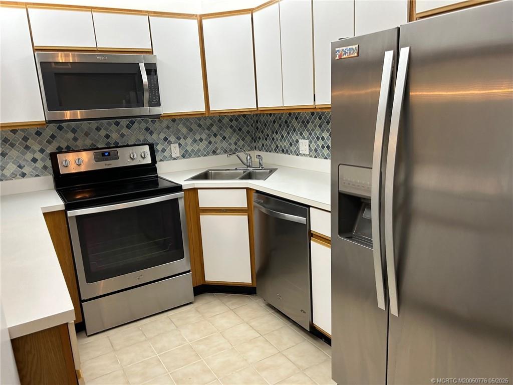 Palm City, Florida 34990, United States, 2 Bedrooms Bedrooms, ,2 BathroomsBathrooms,Residential,Active,137195