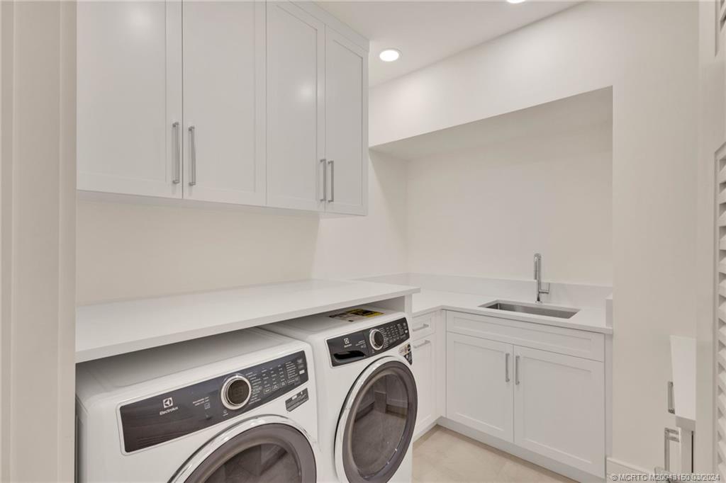 Stuart, Florida 34996, United States, 5 Bedrooms Bedrooms, ,6 BathroomsBathrooms,Residential,Active,65500