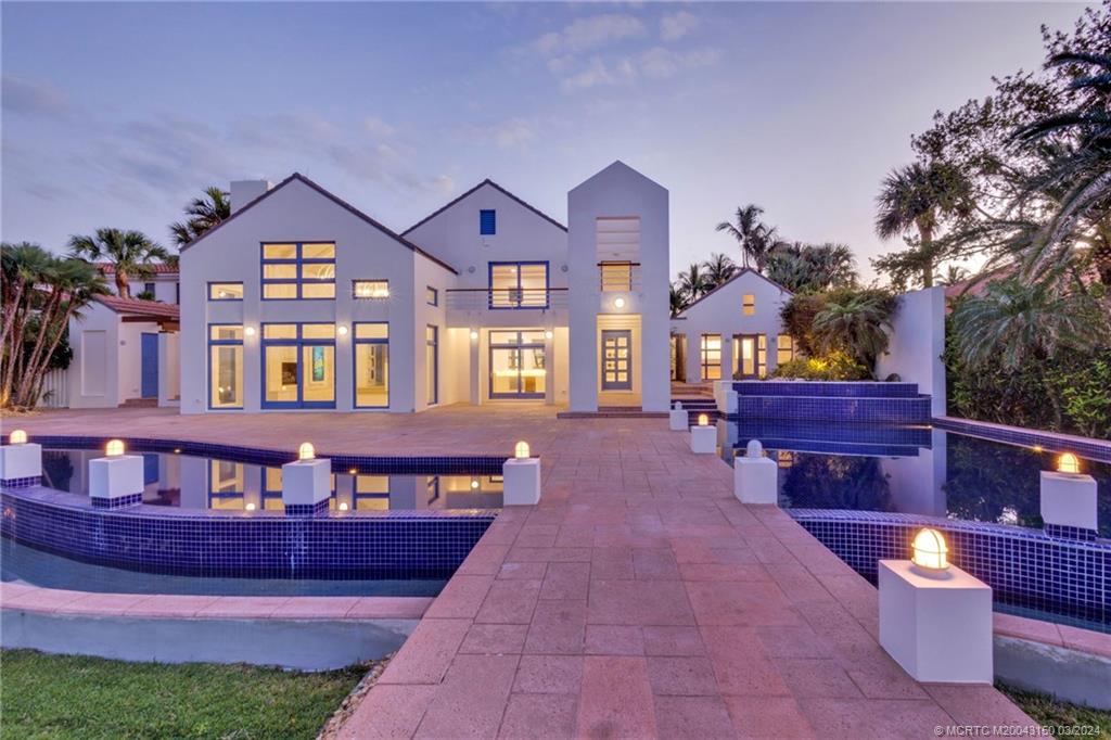 Stuart, Florida 34996, United States, 5 Bedrooms Bedrooms, ,6 BathroomsBathrooms,Residential,Active,65500