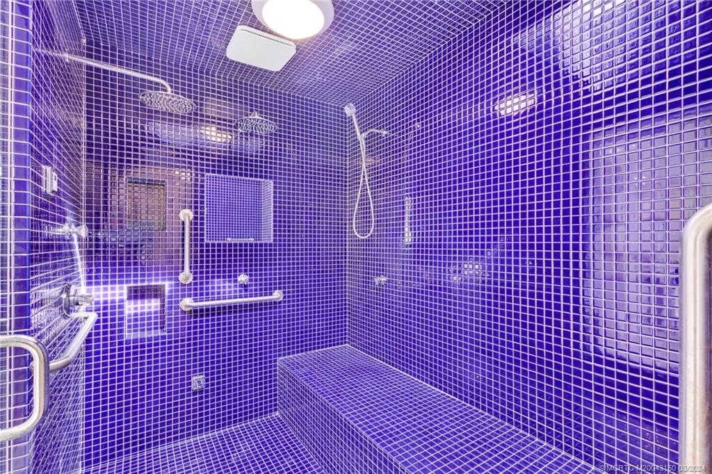 Stuart, Florida 34996, United States, 5 Bedrooms Bedrooms, ,6 BathroomsBathrooms,Residential,Active,65500