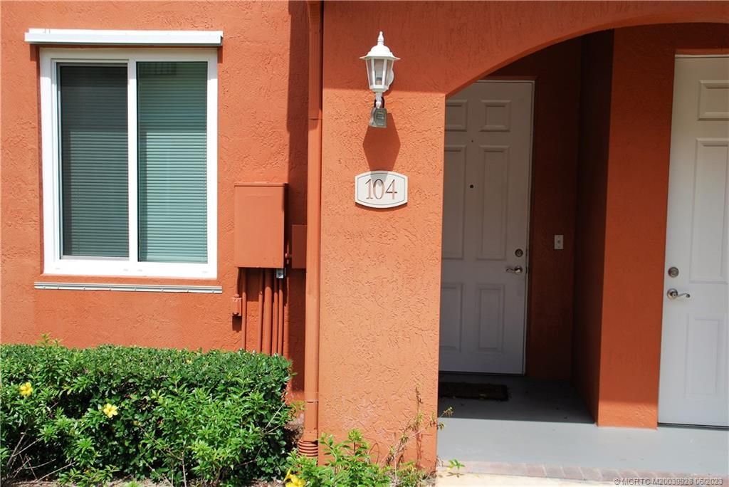 Photo of 51 SE Sedona Circle #104, Stuart, FL 34994 (MLS # M20039928)