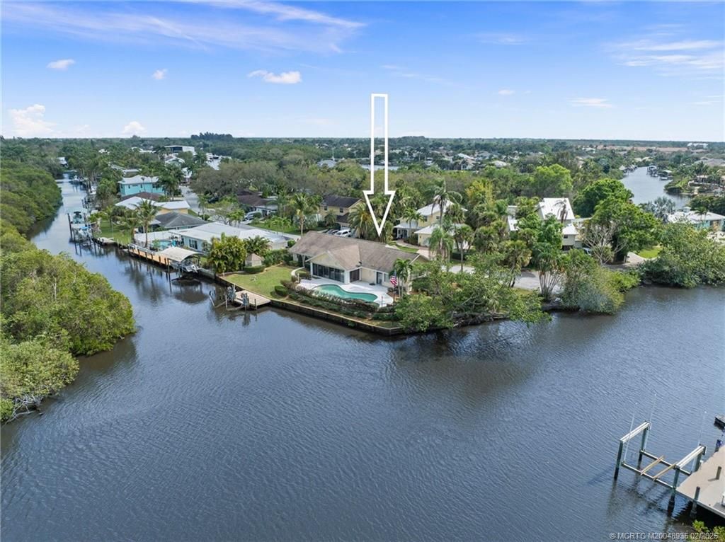 Photo of 815 SW Salerno Road, Stuart, FL 34997 (MLS # M20048935)