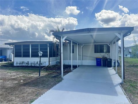 Photo of 2692 SW Pontiac Place, Stuart, FL 34997 (MLS # M20054790)