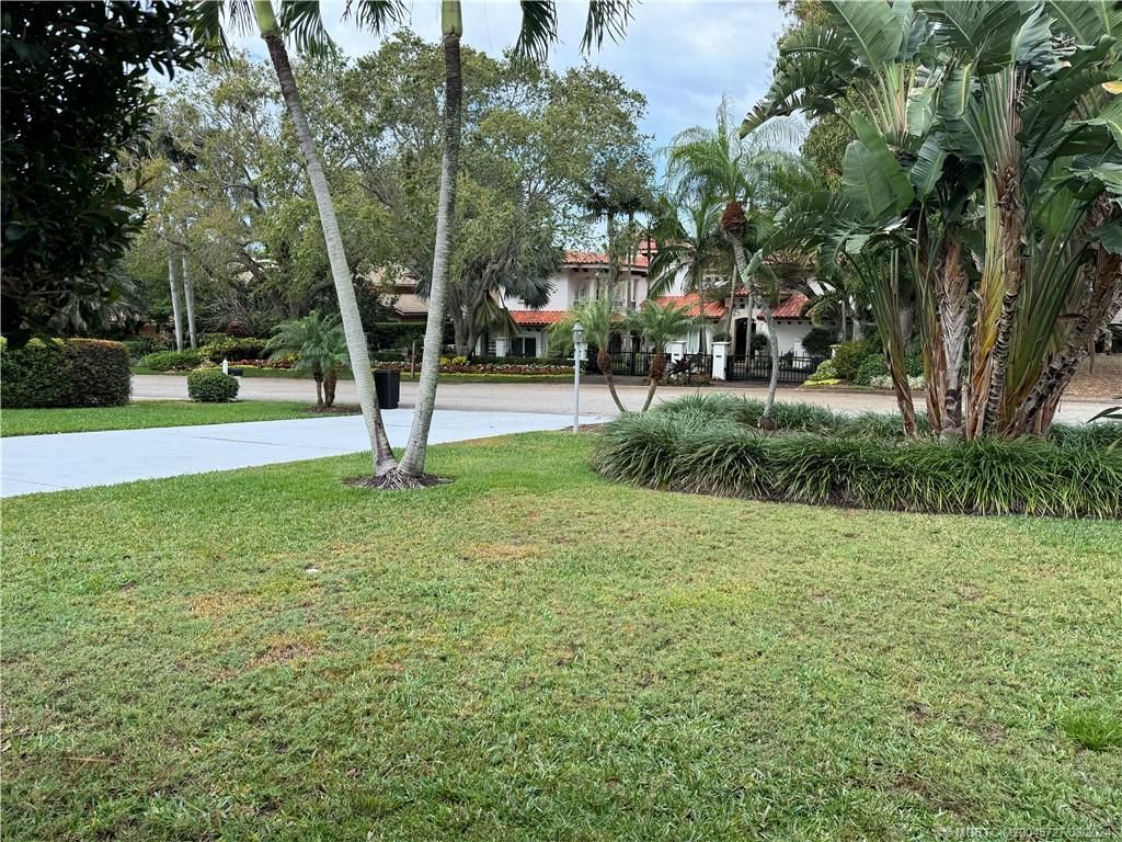 Photo of 22 W High Point Road, Stuart, FL 34996 (MLS # M20043727)